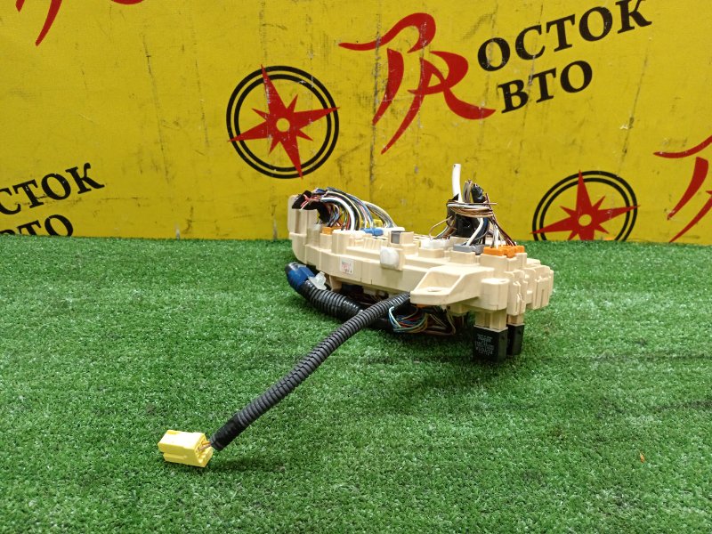 Блок предохранителей салонный, 2000 рублей, Красноярск