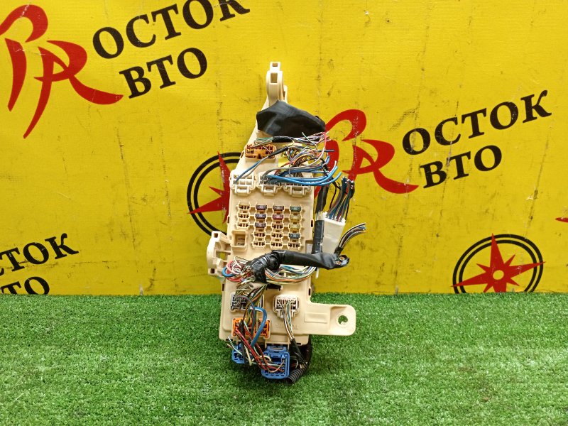 Блок предохранителей салонный, 2000 рублей, Красноярск