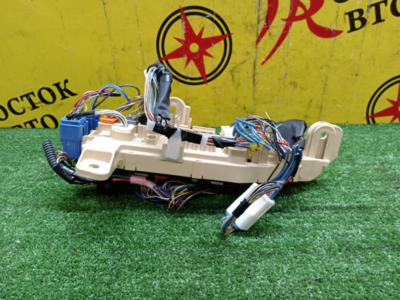 Блок предохранителей салонный, 2000 рублей, Красноярск