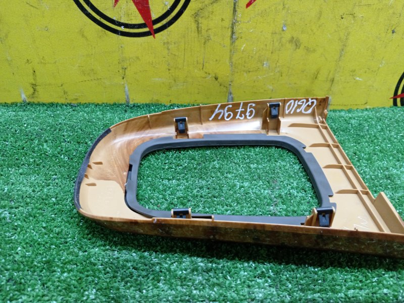 Консоль КПП, 300 рублей, Красноярск