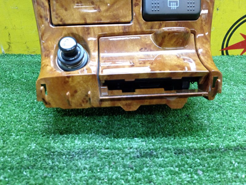 Консоль магнитофона, 1000 рублей, Красноярск