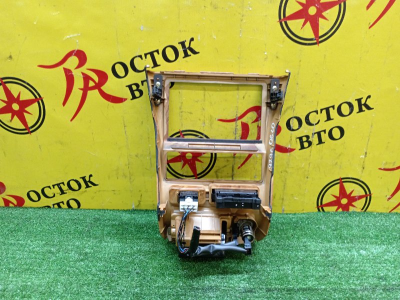 Консоль магнитофона, 1000 рублей, Красноярск