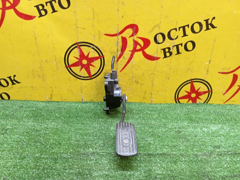 Педаль газа, 1000 рублей, Красноярск