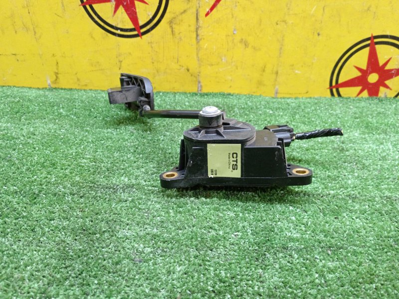 Педаль газа, 1000 рублей, Красноярск