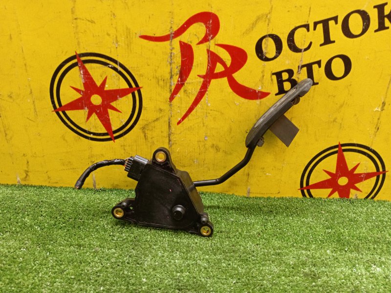 Педаль газа, 1000 рублей, Красноярск