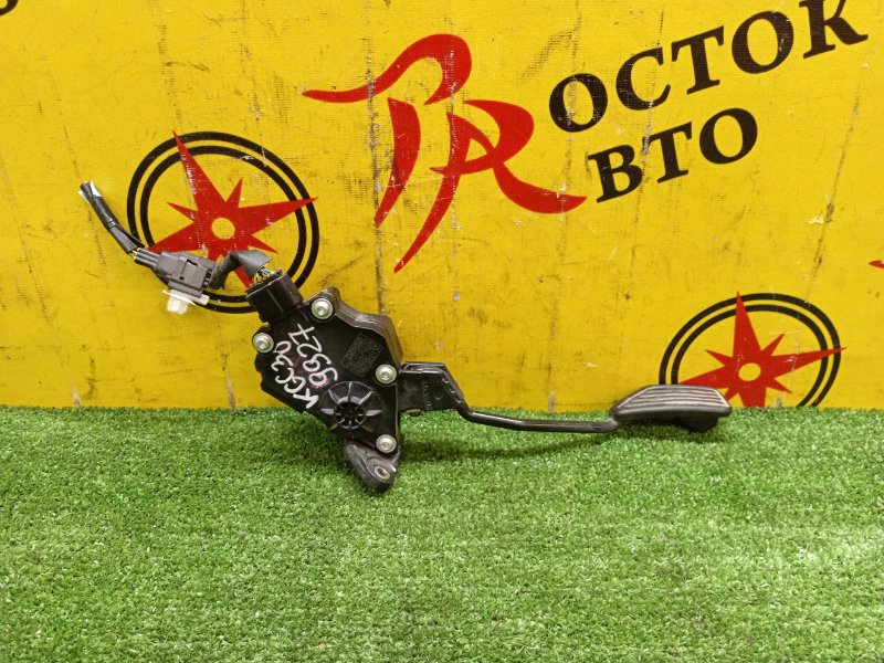 Педаль газа, 500 рублей, Красноярск