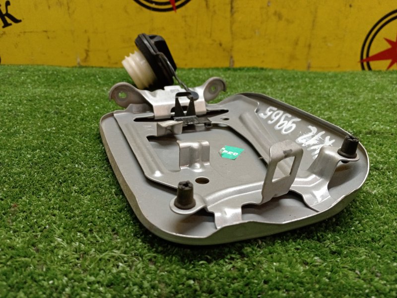 Лючок топливного бака, 700 рублей, Красноярск