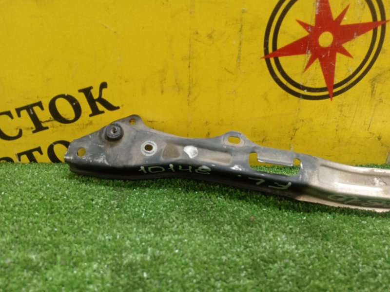 Планка под фару, 500 рублей, Красноярск