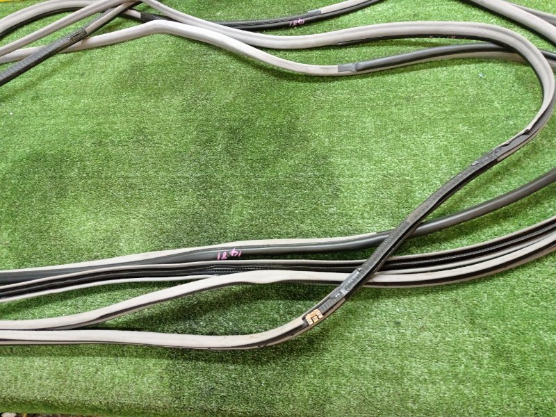 Уплотнитель кузова, 3000 рублей, Красноярск