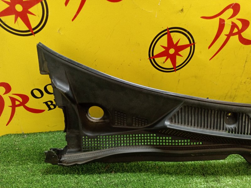 Решетка под лобовое стекло, 300 рублей, Красноярск