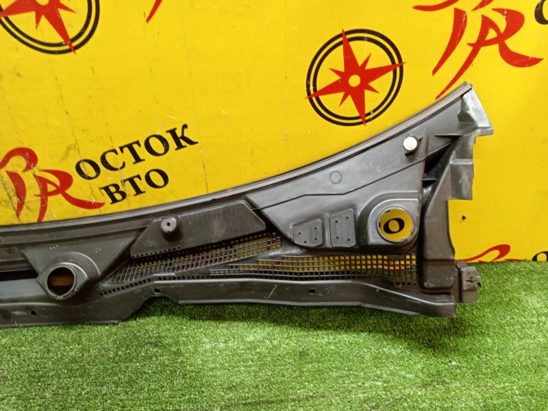 Решетка под лобовое стекло, 300 рублей, Красноярск