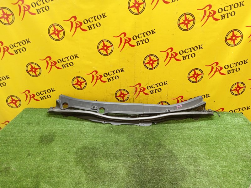 Решетка под лобовое стекло, 300 рублей, Красноярск