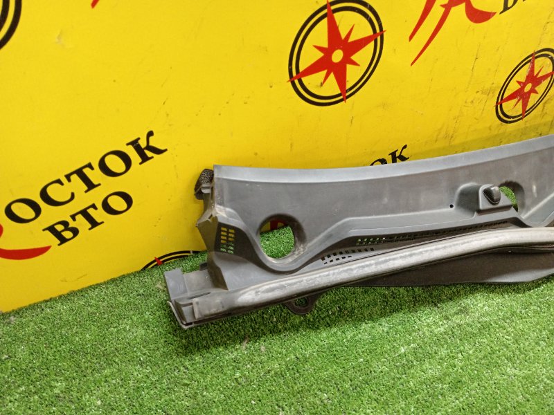 Решетка под лобовое стекло, 300 рублей, Красноярск