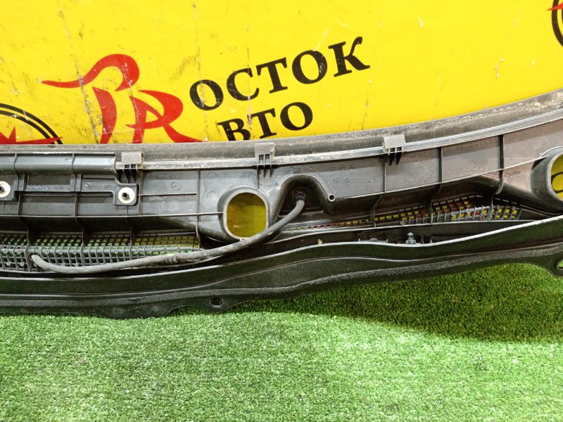 Решетка под лобовое стекло, 300 рублей, Красноярск