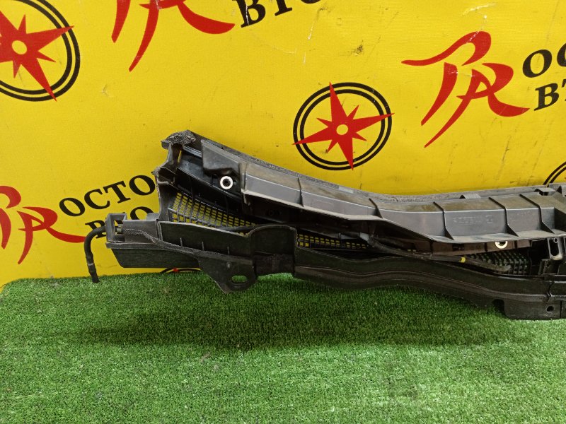 Решетка под лобовое стекло, 300 рублей, Красноярск