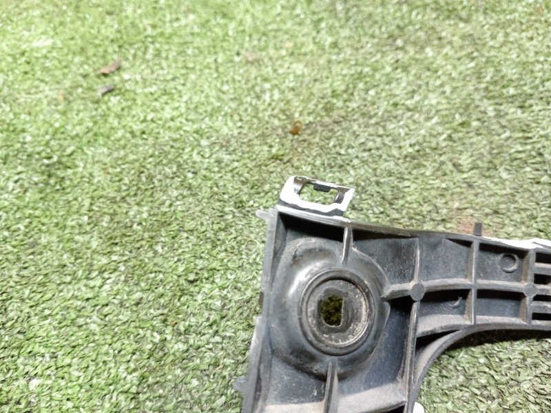 Клипса бампера, 1000 рублей, Красноярск