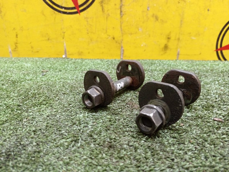 Болт развальный, 1000 рублей, Красноярск