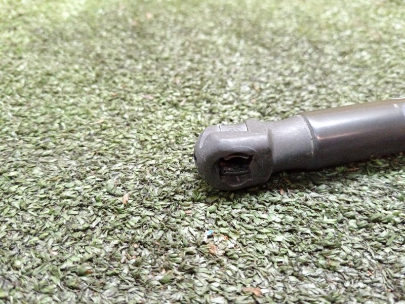 Амортизатор двери багажника, 200 рублей, Красноярск