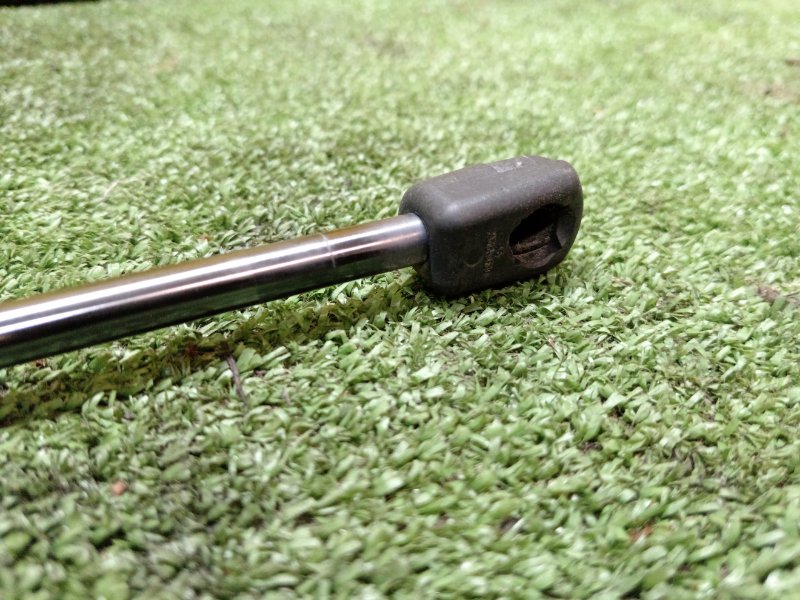 Амортизатор двери багажника, 200 рублей, Красноярск