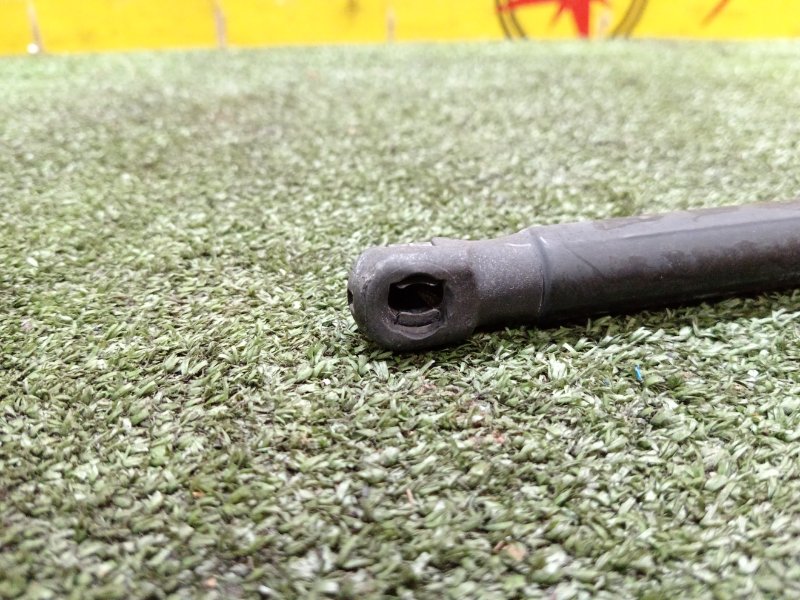 Амортизатор двери багажника, 200 рублей, Красноярск