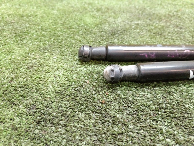 Амортизатор двери багажника, 500 рублей, Красноярск