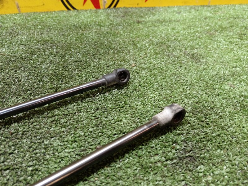 Амортизатор двери багажника, 500 рублей, Красноярск