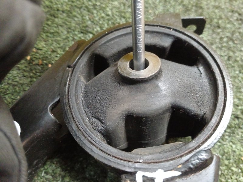 Подушка двигателя, 800 рублей, Красноярск