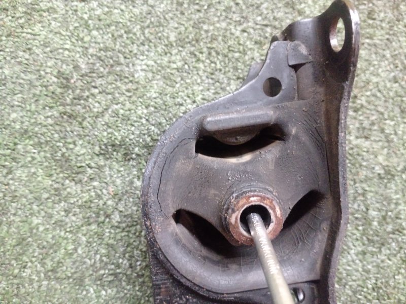 Подушка двигателя, 800 рублей, Красноярск