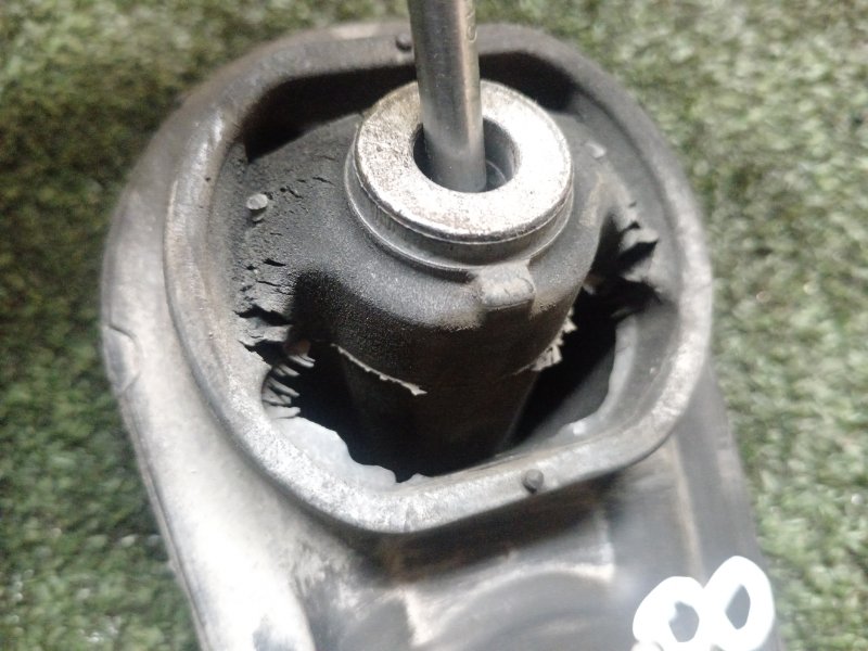 Подушка двигателя, 2000 рублей, Красноярск