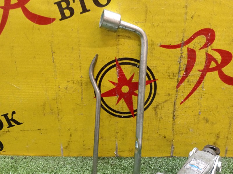 Домкрат, 1200 рублей, Красноярск