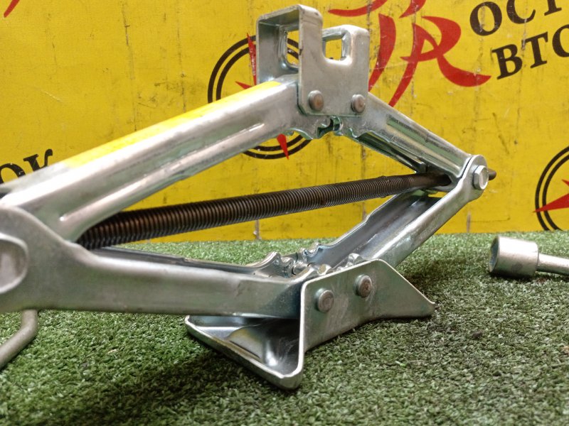 Домкрат, 1200 рублей, Красноярск