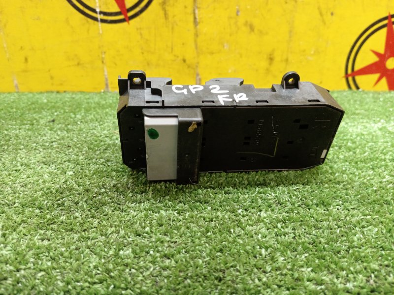 Блок управления стеклоподъемниками, 1000 рублей, Красноярск