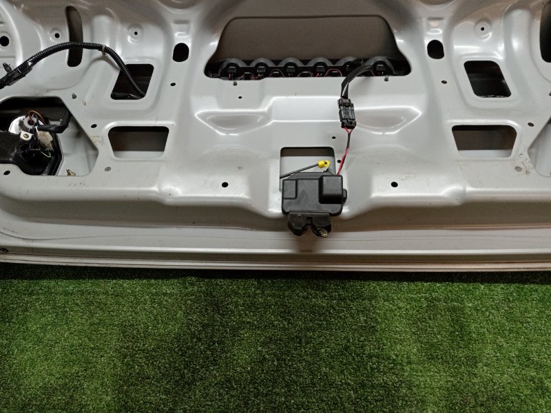 Крышка багажника, 4000 рублей, Красноярск