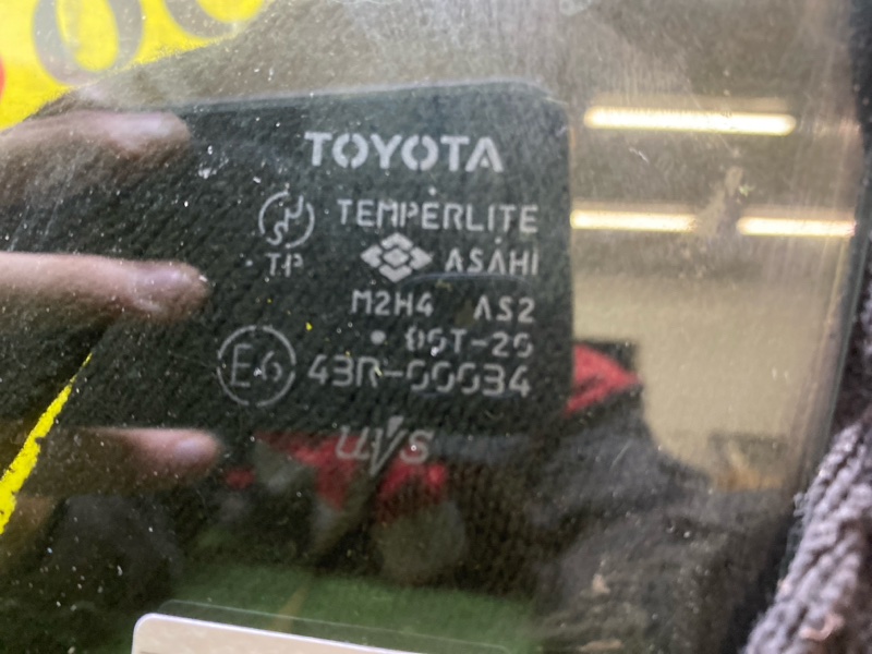 стекло боковое, 1000 рублей, Красноярск