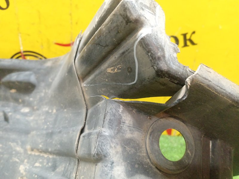 Подкрылок, 900 рублей, Красноярск