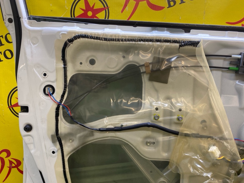 Дверь боковая, 10000 рублей, Красноярск