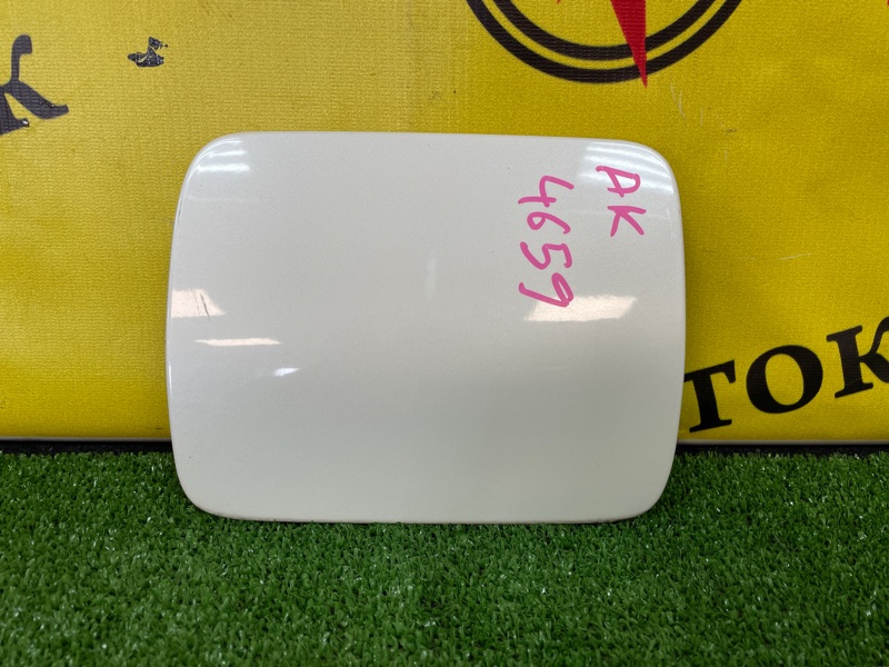 Лючок топливного бака, 500 рублей, Красноярск