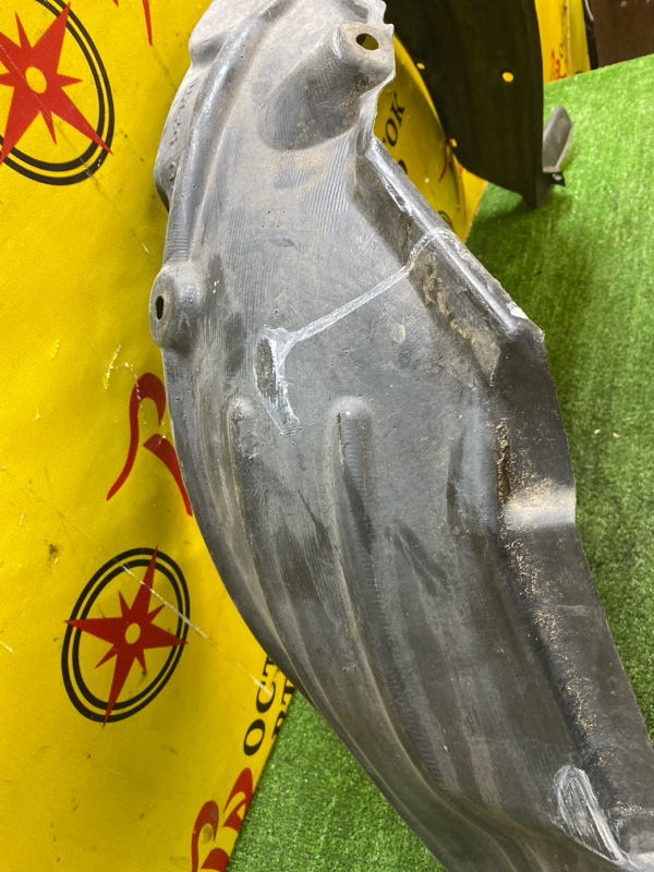 Подкрылок, 700 рублей, Красноярск