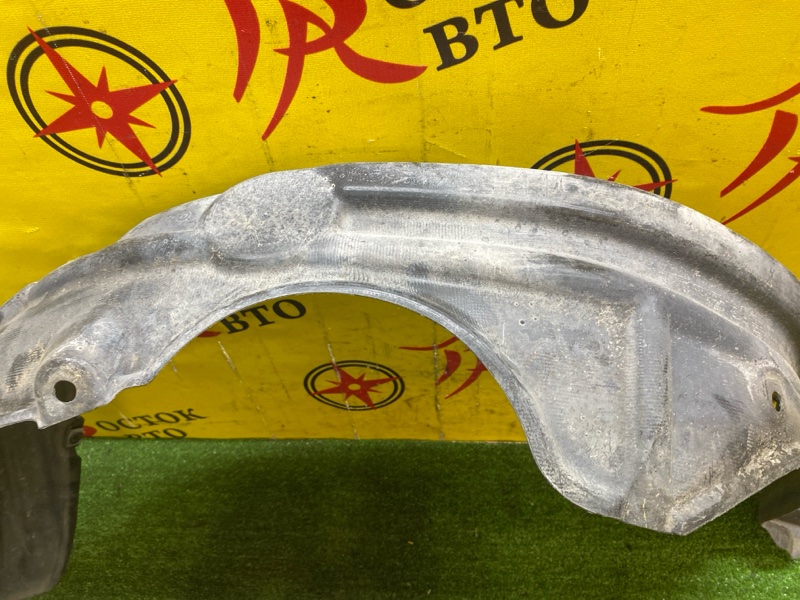 Подкрылок, 700 рублей, Красноярск