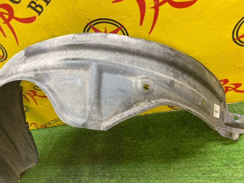 Подкрылок, 700 рублей, Красноярск