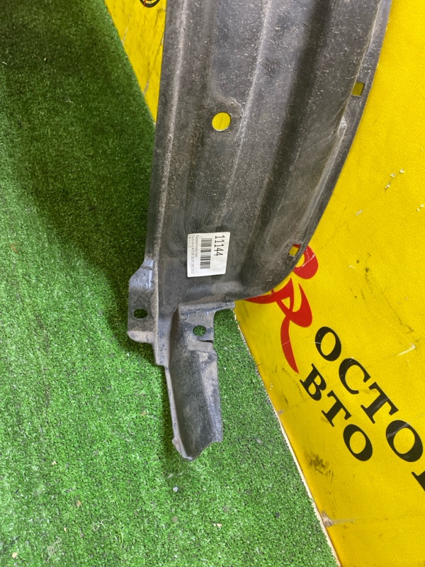 Подкрылок, 700 рублей, Красноярск