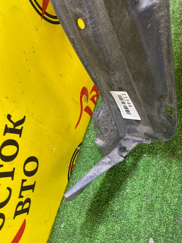 Подкрылок, 700 рублей, Красноярск