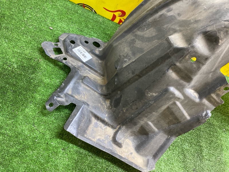 Подкрылок, 800 рублей, Красноярск