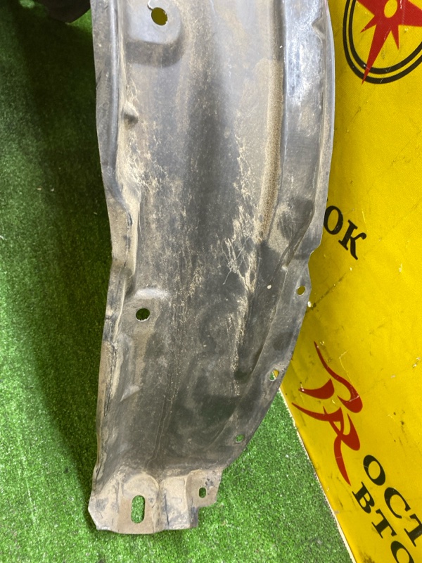 Подкрылок, 800 рублей, Красноярск