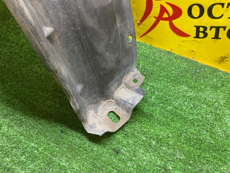 Подкрылок, 800 рублей, Красноярск