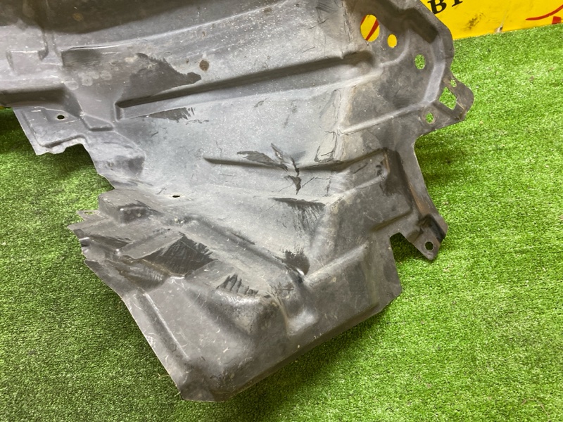 Подкрылок, 800 рублей, Красноярск