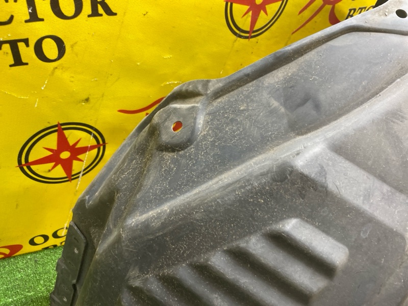 Подкрылок, 1000 рублей, Красноярск