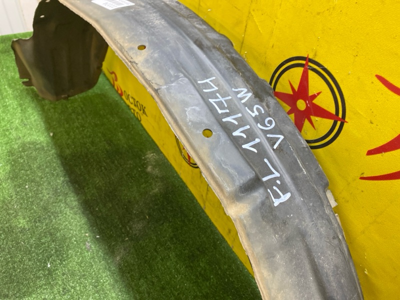 Подкрылок, 2000 рублей, Красноярск