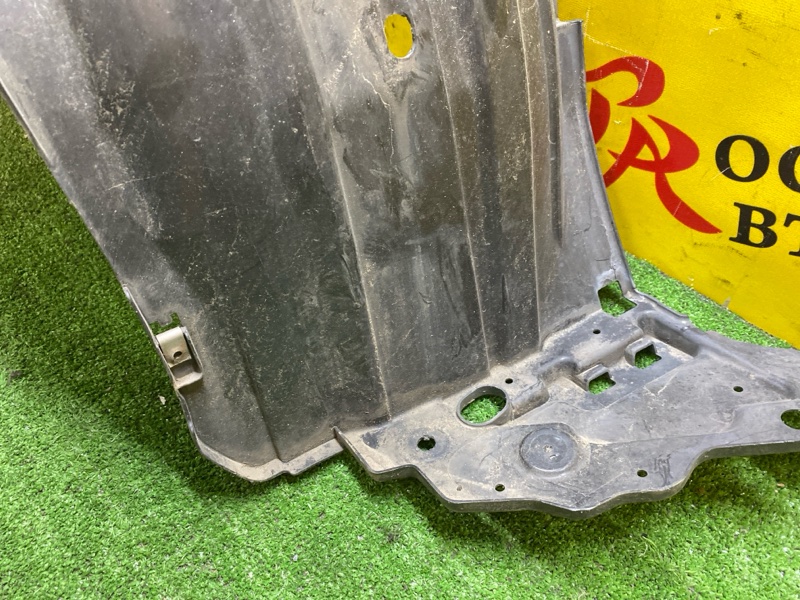 Подкрылок, 400 рублей, Красноярск