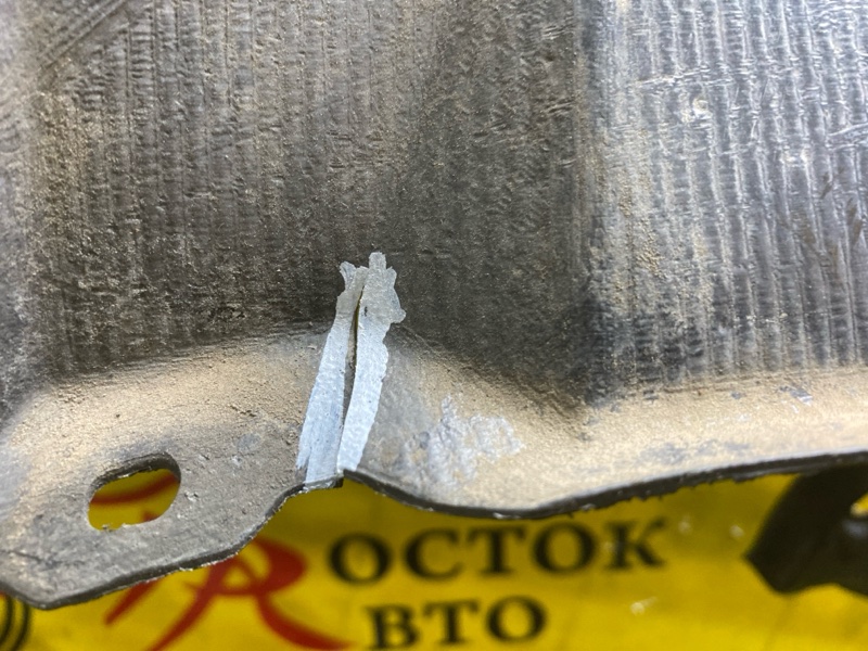 Подкрылок, 400 рублей, Красноярск